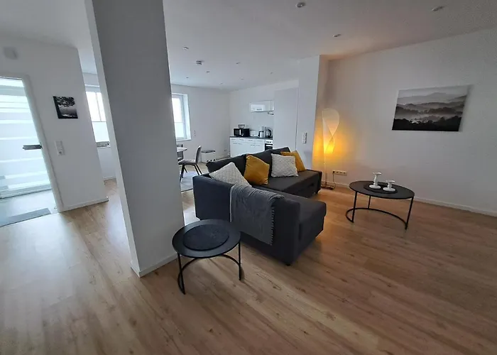 公寓 Ferienwohnung Kreuztal 克罗伊茨塔尔